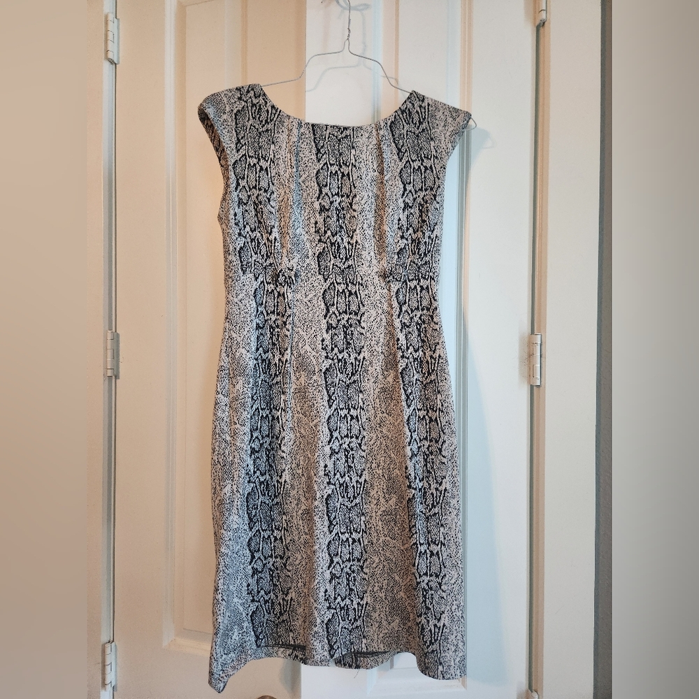 Saks Fifth Avenue Black and White Snakeskin Dress